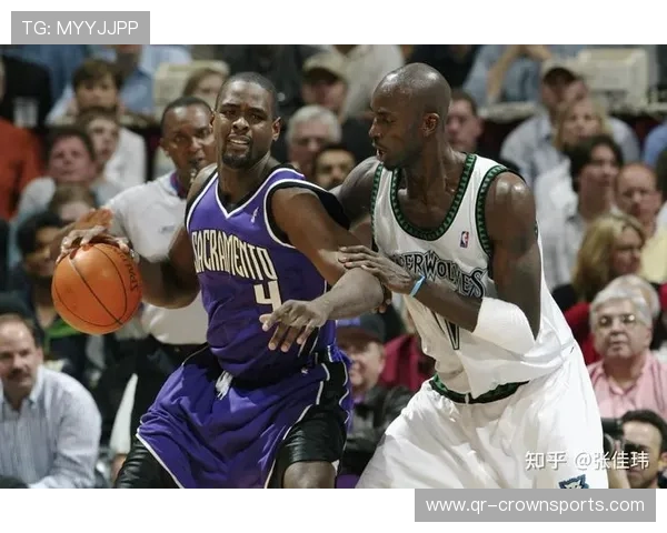 加内特背身单打牵扯锋线 与邓肯式防守形成对比