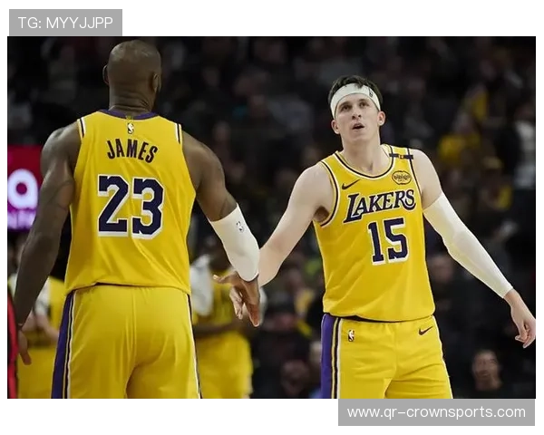 奥斯汀·里夫斯三分有效率提升显著 拉开湖人外围火力差距